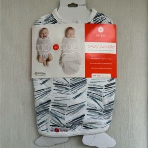 NEW Embé Two Way Swaddle